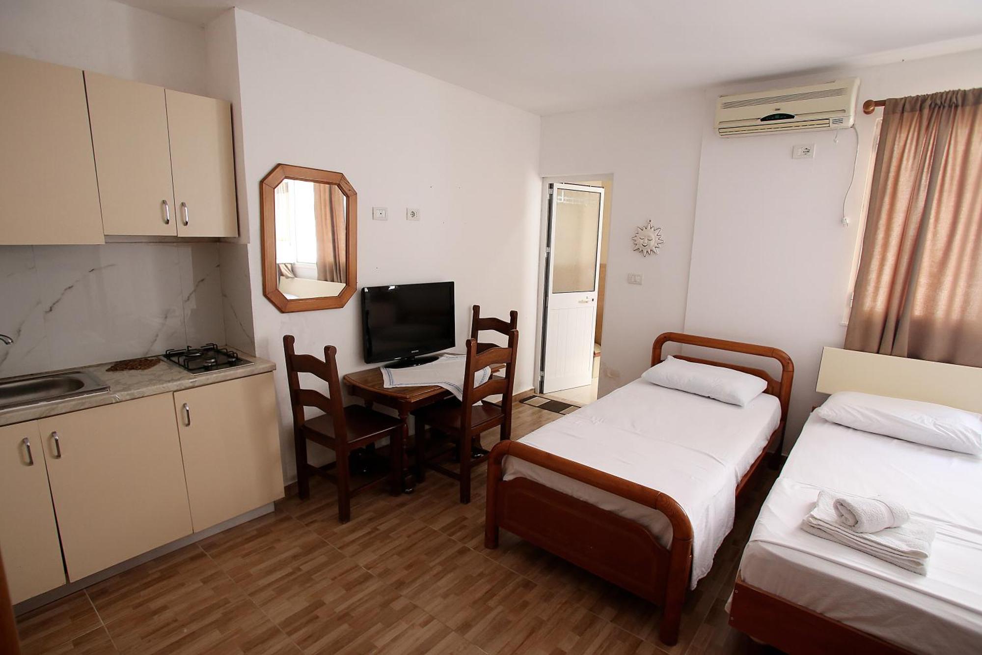 Vila Hyseni Durrës Szoba fotó