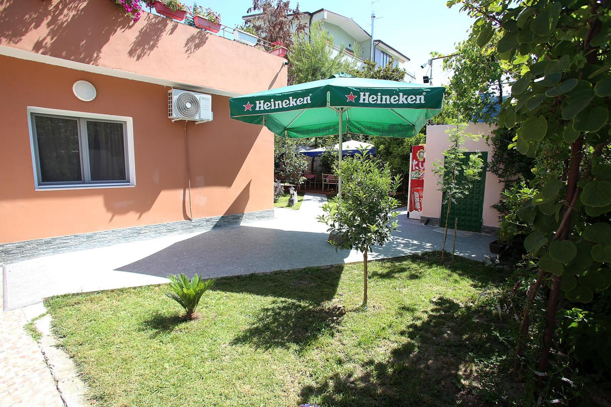 Vila Hyseni Durrës Szoba fotó